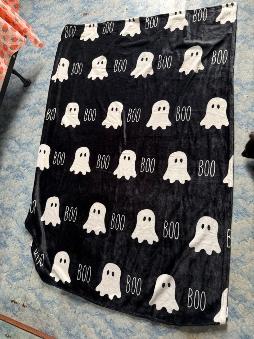 Artisan Black and White Plush Throw Blanket with Ghosts